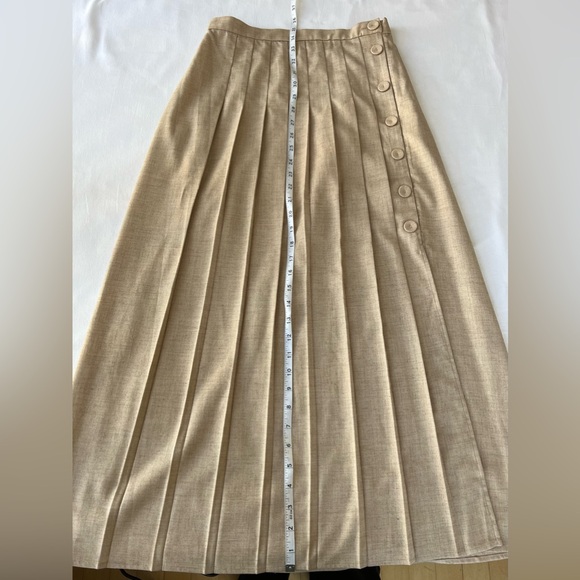 & Other Stories Long Pleated Skirt - Picture 5 of 9